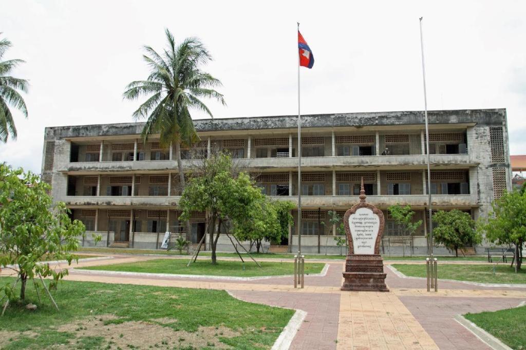 Kirirom Crystal Hotel Phnom Penh Exterior photo