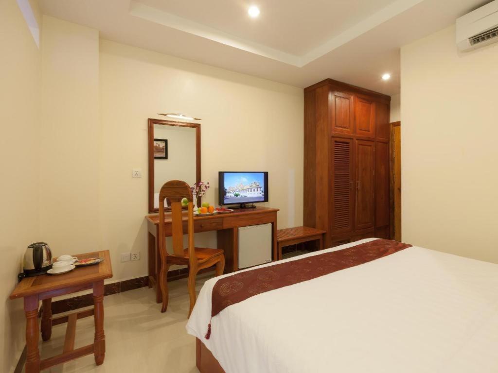 Kirirom Crystal Hotel Phnom Penh Exterior photo