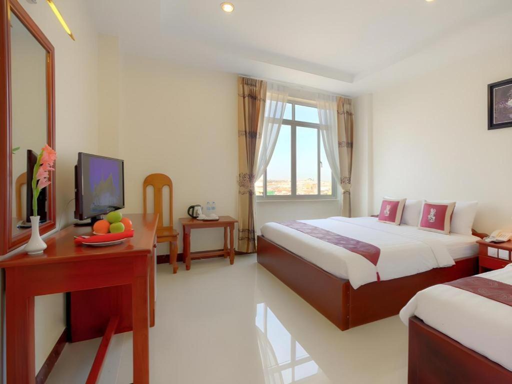 Kirirom Crystal Hotel Phnom Penh Exterior photo