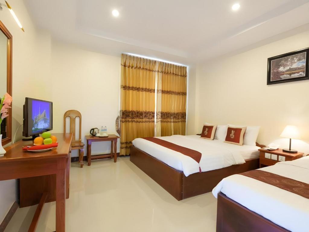 Kirirom Crystal Hotel Phnom Penh Exterior photo