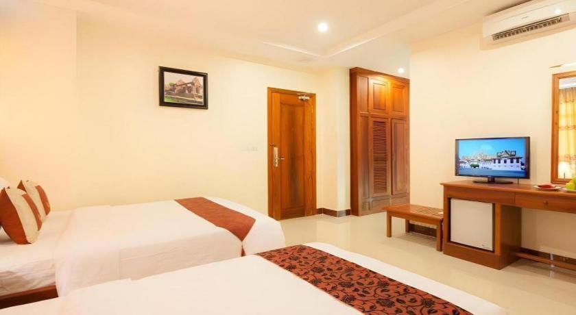 Kirirom Crystal Hotel Phnom Penh Exterior photo